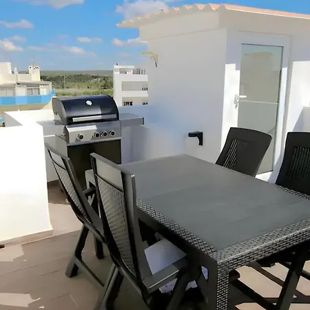 Isa Skyhouse Algarve בית נופש פורטימאו